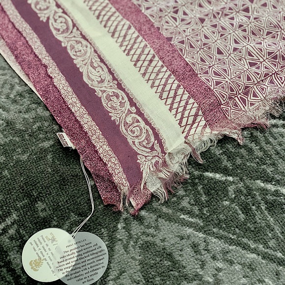 Pashmina Silk and Cashmere Scarf - Brand New! - Picture 2 of 7